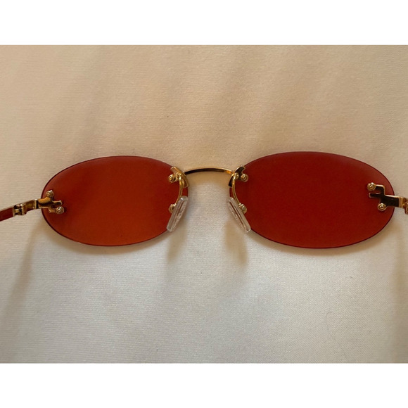 BNWT & BOX Fendi Oval Sunglasses main image 8